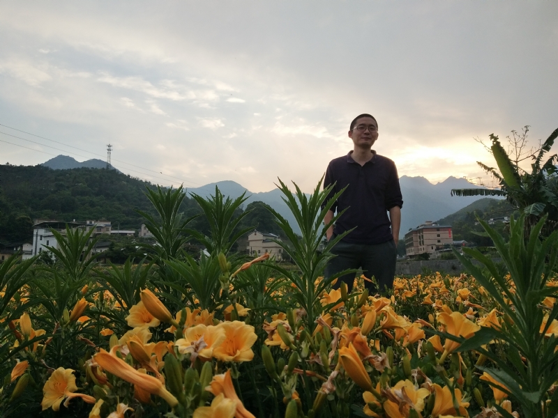 黄晓东的第一张照片--广东残疾人相亲网