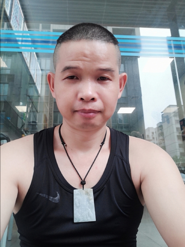 曾生的第一张照片--广东残疾人相亲网