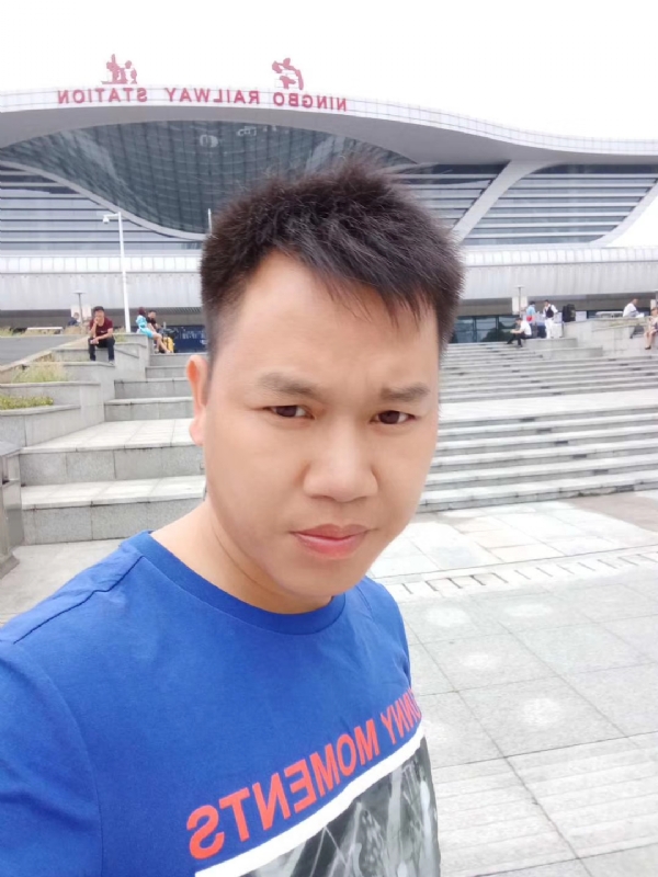 笑对人生的第一张照片--广东残疾人相亲网