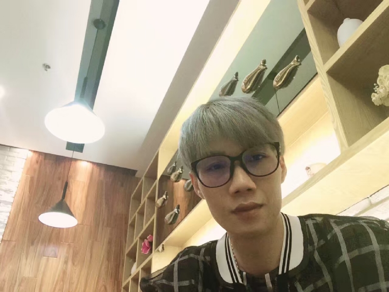 黄峰的第一张照片--广东残疾人相亲网