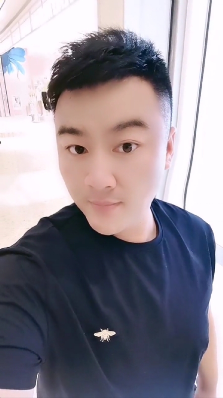微风徐徐的第一张照片--广东残疾人相亲网
