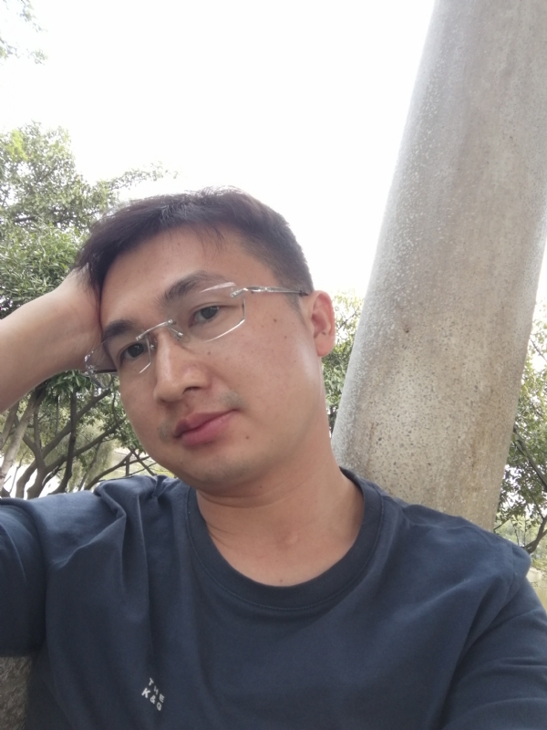 不如随风的第一张照片--广东残疾人相亲网