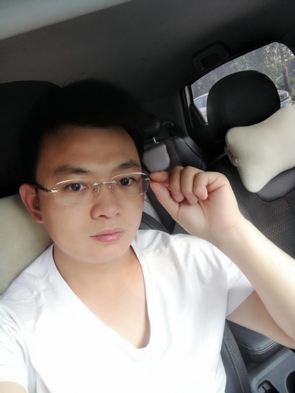 幸福的拥抱的第二张照片--广东残疾人相亲网