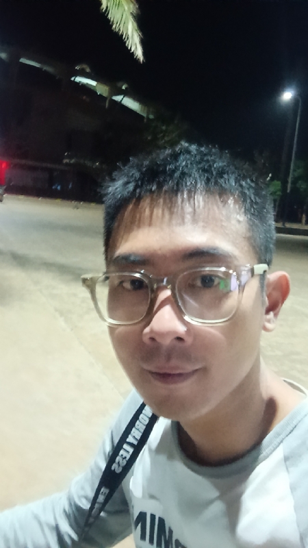 龙龙的第一张照片--广东残疾人相亲网